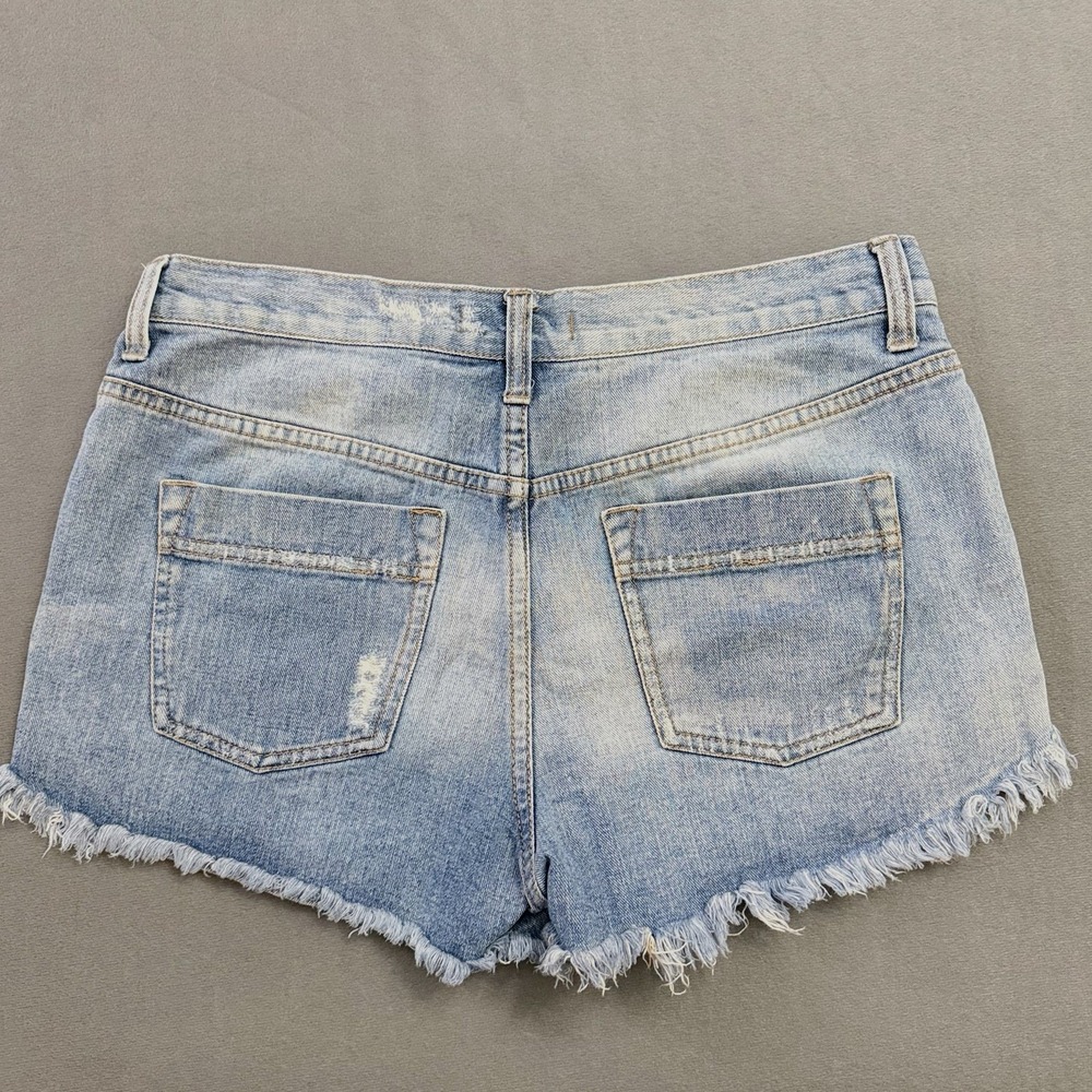 Free People Tulum Distressed Denim Shorts Embroidered Festival Boho Cutoff Sz 28 - Picture 2 of 7